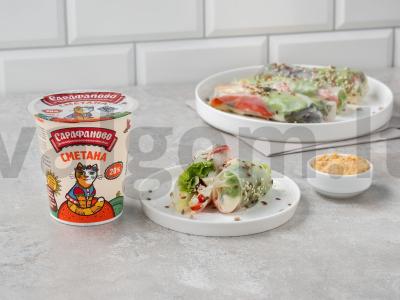 Vasaros ritinėliai su žemės riešutų padažu pagrindine nuotrauka