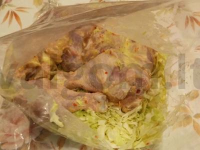 Sultinga vištiena kopūstų apvalkale Žingsnis 4