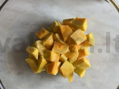 Aromatingas varškės-moliūgų musas su chia sėklomis Žingsnis 1