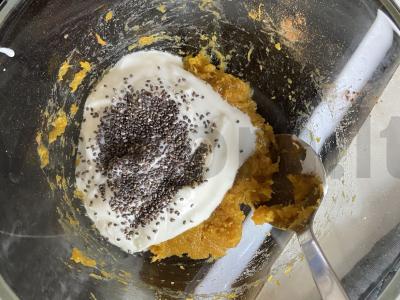 Aromatingas varškės-moliūgų musas su chia sėklomis Žingsnis 4