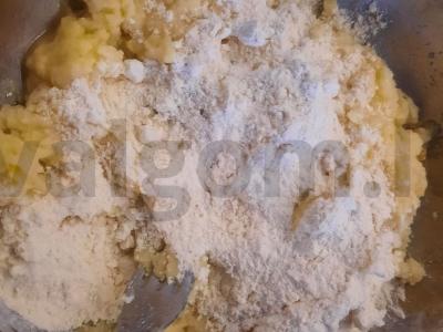 Bulvių zrazai su pievagrybiais Žingsnis 6