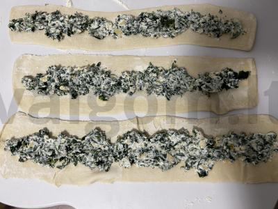 Sluoksniuotos tešlos sraigė su špinatais, varške ir sūriu Žingsnis 3