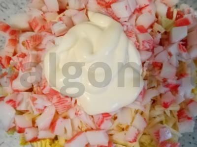 Lengvas krabų salotas per 5 minutes Žingsnis 5