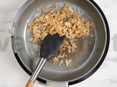 Bulvių pyragėliai su faršu Žingsnis 3