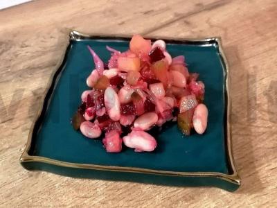 Vinegretas su baltais pupelėmis pagrindine nuotrauka