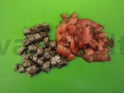 Kiaušinio vokas su varške, šprotų ir pomidoru Žingsnis 2