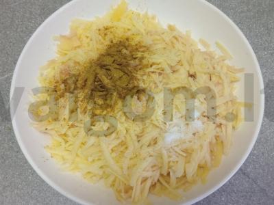 Bulviniai blynai su rūkyta lašiša Žingsnis 2