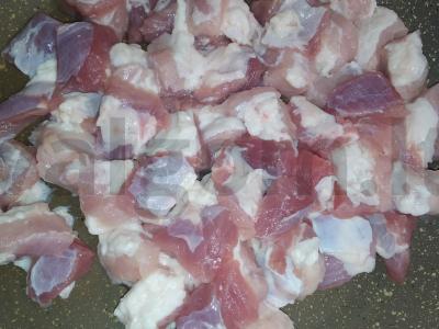 Troškinta kopūstai su kiauliena keptuvėje Žingsnis 1