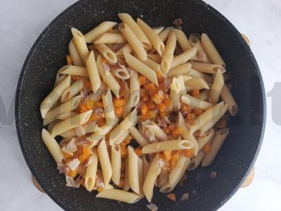 Penne su moliūgu ir bekonu Žingsnis 6