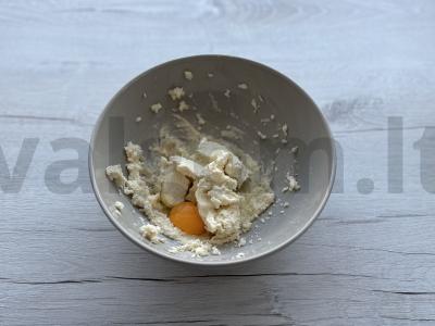 Raisiniai keksiukai Žingsnis 3