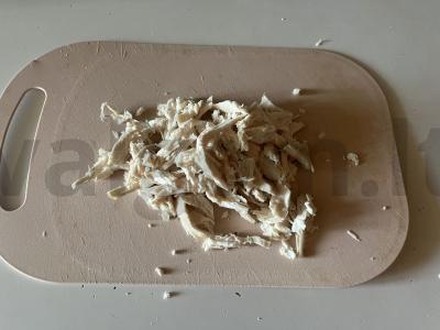 Skanus salotas su traškučiais ir marinuotais grybais Žingsnis 2