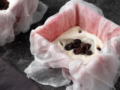 Varškės pyragas su džiovintomis vyšniomis Žingsnis 7