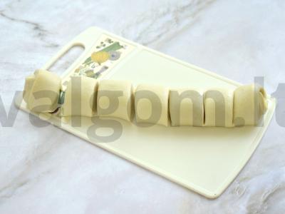 Sluoksniuotos tešlos samsa su faršu Žingsnis 2