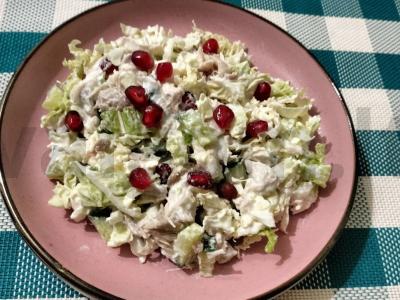 Lengvas salotas su vištiena, kopūstais ir granatais Žingsnis 5