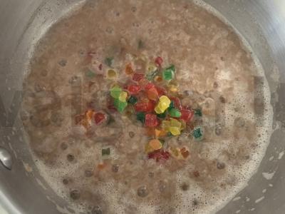 Grikių dribsniai su cukatais ir medumi Žingsnis 2