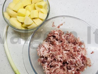 Bulvių lizdai su faršu per 60 minučių Žingsnis 1