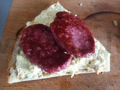 Užkandis iš gruziniško lavašo su kepta dešra ir kiaušiniu Žingsnis 5