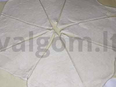 Kruasanai su abrikosų džemu Žingsnis 2