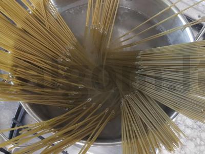 Špinatų makaronai su midijomis Žingsnis 3