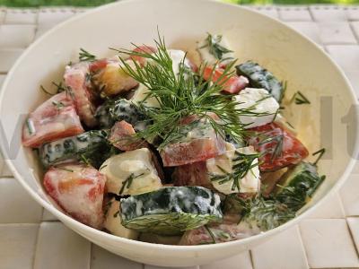 Vasaros salotas „Minutė“ pagrindine nuotrauka