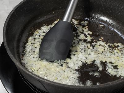 Jautienos kepenys grietinėje Žingsnis 2