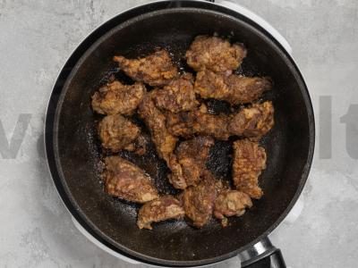 Jautienos kepenys grietinėje Žingsnis 3