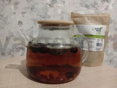 Juodasis arbata su erškėtrožėmis ir granatais Žingsnis 3