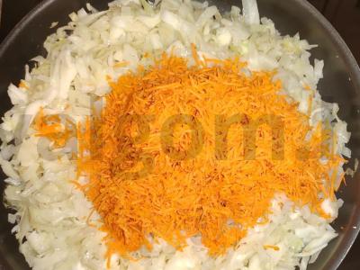 Kepta kopūstai su dešrelėmis Žingsnis 6