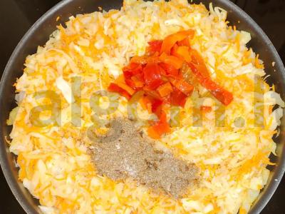 Kepta kopūstai su dešrelėmis Žingsnis 7