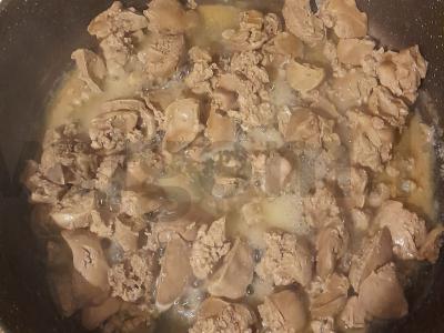 Makaronai su vištienos kepenėlėmis Žingsnis 2