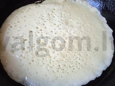 Blynai su varškės sūriu, džiovintais pomidorais, midijomis ir petražolėmis Žingsnis 2