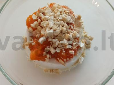 Islandijos skyras su abrikosų džemu ir anakardžiais Žingsnis 3