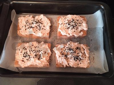 Kepta lašiša su silkės ikrais ir sūriu Žingsnis 6