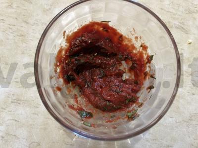 Kepta kukurūza pomidorų padaže su žolelėmis Žingsnis 9