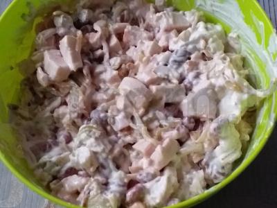 Salotas „Sotūs“ su rūkytomis vištienos krūtinėlėmis Žingsnis 7