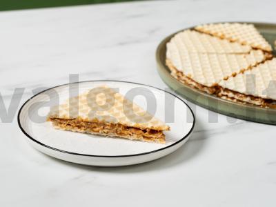 Greitas tortas iš vaflinio biskvito pagrindine nuotrauka