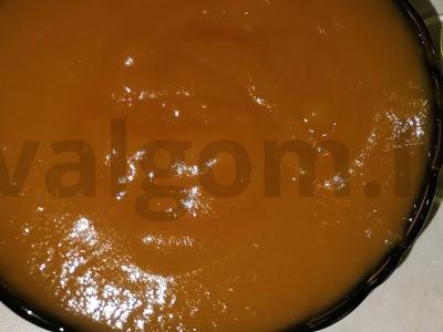 Obuolių uogienė pagrindine nuotrauka