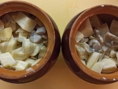 Bulvės su pievagrybiais orkaitėje Žingsnis 4