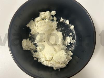 Skanios sluoksniuotos tešlos su varške prie arbatos Žingsnis 1