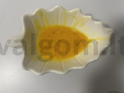 Skanios sluoksniuotos tešlos su varške prie arbatos Žingsnis 2