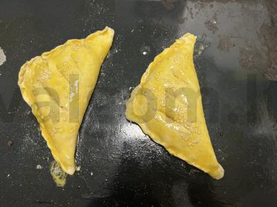 Skanios sluoksniuotos tešlos su varške prie arbatos Žingsnis 7