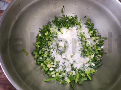 Okroška ant kvaso su rūkytomis dešromis Žingsnis 2