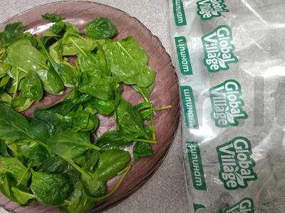 Špinatų salotos su slyvomis ir jautienos steiku Žingsnis 1