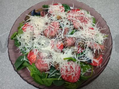 Špinatų salotos su slyvomis ir jautienos steiku Žingsnis 10