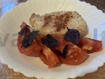 Kiauliena grietinėlės ir česnako padaže pagrindine nuotrauka