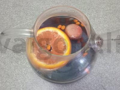 Ančanas su braškėmis, apelsinu ir šaltalankiais pagrindine nuotrauka