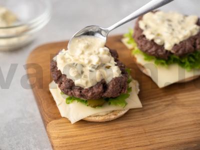 Hamburgeris a la „Big Mac“ Žingsnis 6