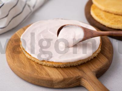 Tortas su braškėmis ir grietinėlėmis Žingsnis 7