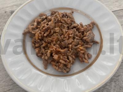 Keptas faršas su garstyčiomis ir pomidorų pasta „Tormesh“ pagrindine nuotrauka