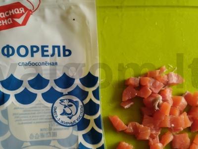 Salotos lieknėjantiems su raudonąja žuvimi ir nori lapais Žingsnis 5